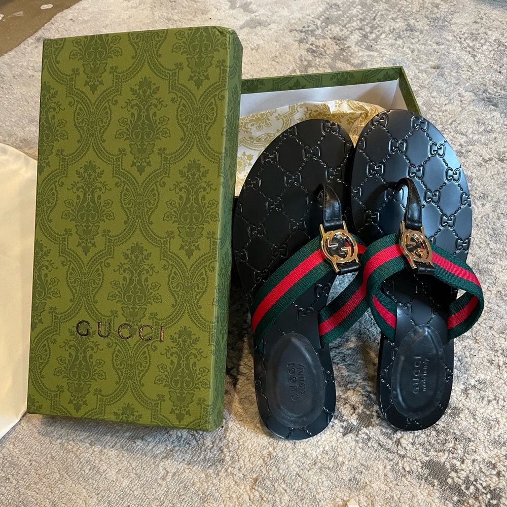 Gucci sandals